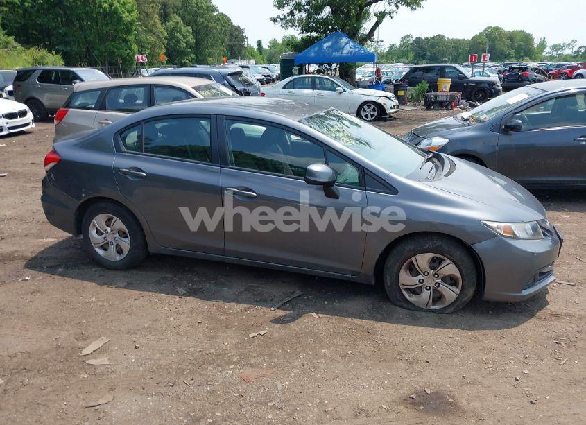 Photo 13 of 2013 Honda Civic LX (VIN 19XFB2F5XDE293471)