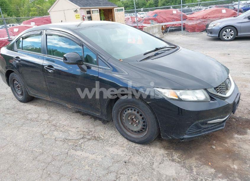 2013 Honda Civic LX (VIN 19XFB2F5XDE294877) main photo