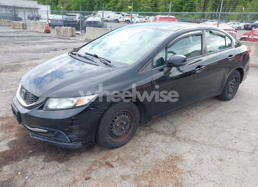 Photo 2 of 2013 Honda Civic LX (VIN 19XFB2F5XDE294877)