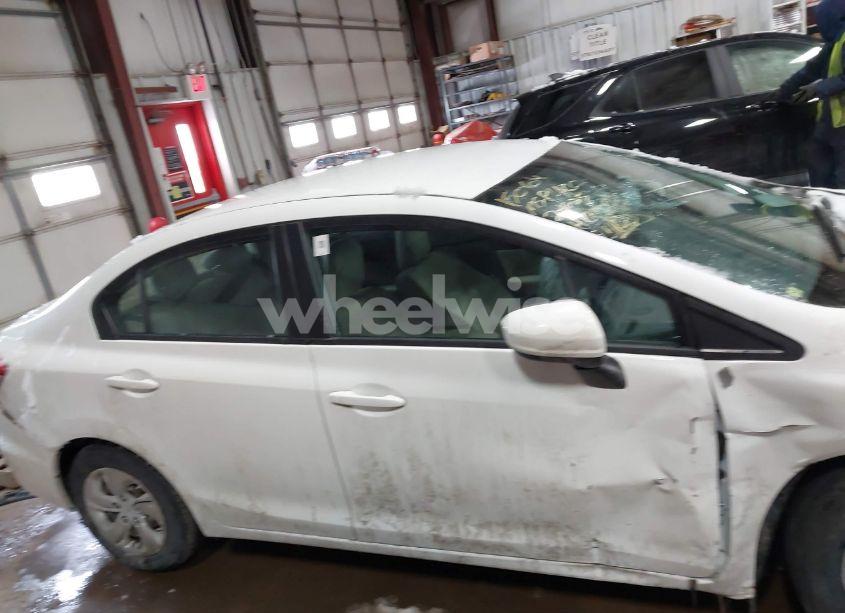 Photo 13 of 2014 Honda Civic LX (VIN 19XFB2F5XEE049871)