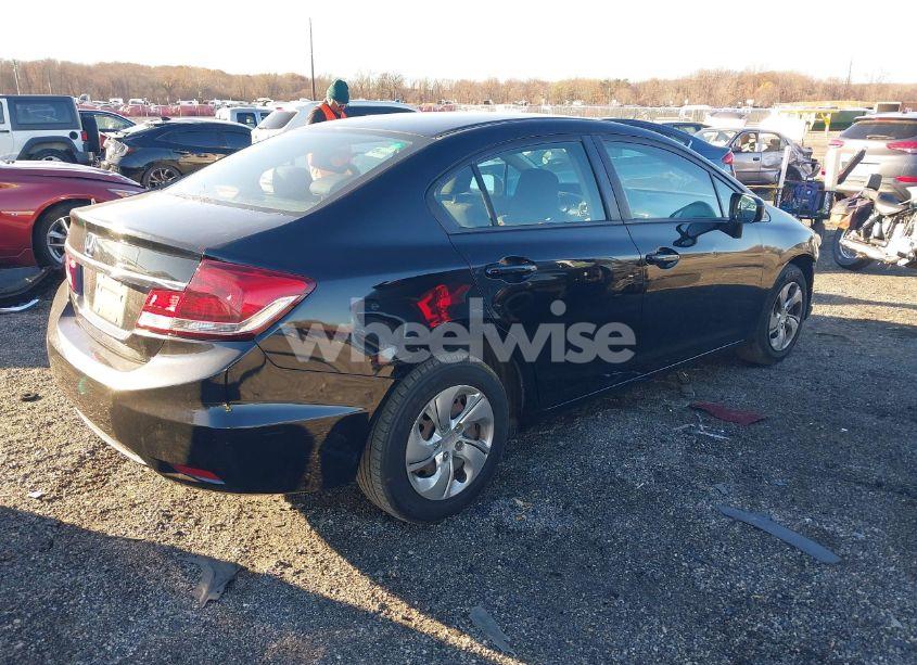 Photo 4 of 2014 Honda Civic LX (VIN 19XFB2F5XEE201826)
