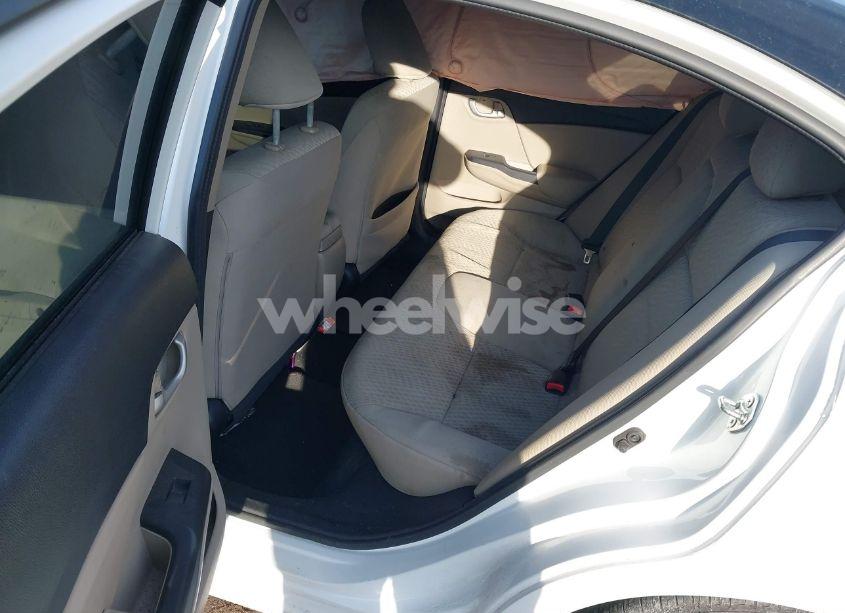 Photo 8 of 2014 Honda Civic LX (VIN 19XFB2F5XEE228721)