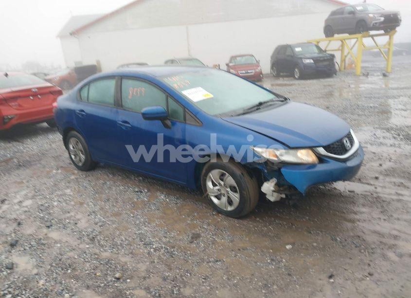 2014 Honda Civic LX (VIN 19XFB2F5XEE268331) main photo