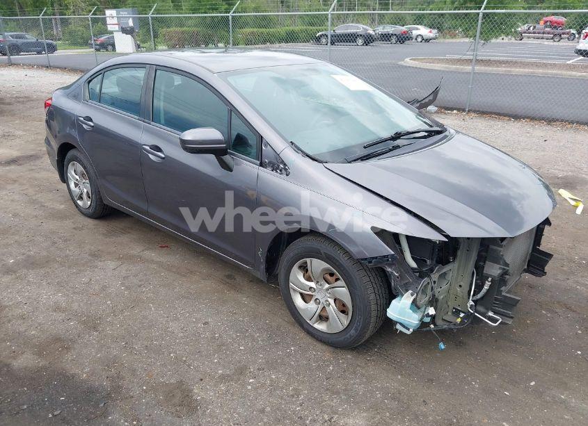 2015 Honda Civic LX (VIN 19XFB2F5XFE042484) main photo