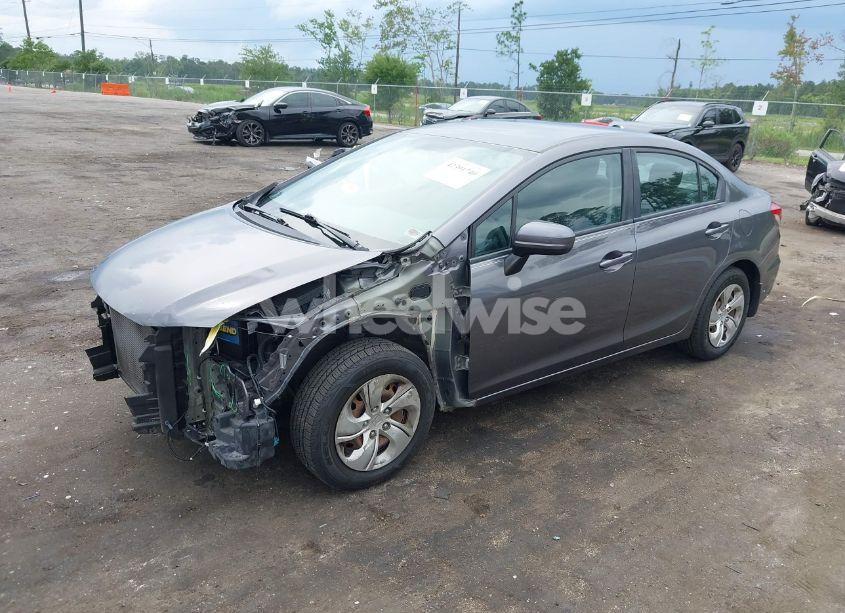 Photo 2 of 2015 Honda Civic LX (VIN 19XFB2F5XFE042484)