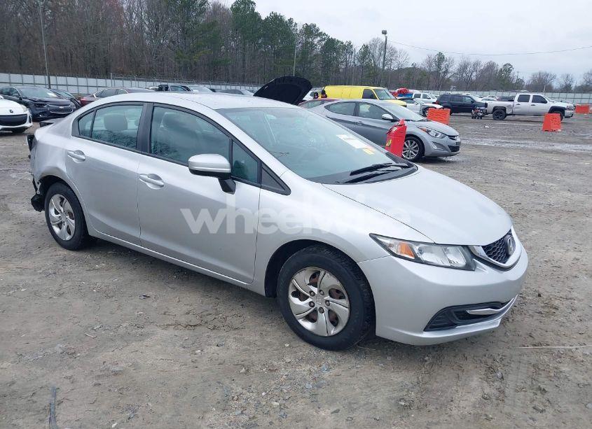 2015 Honda Civic LX (VIN 19XFB2F5XFE080409) main photo