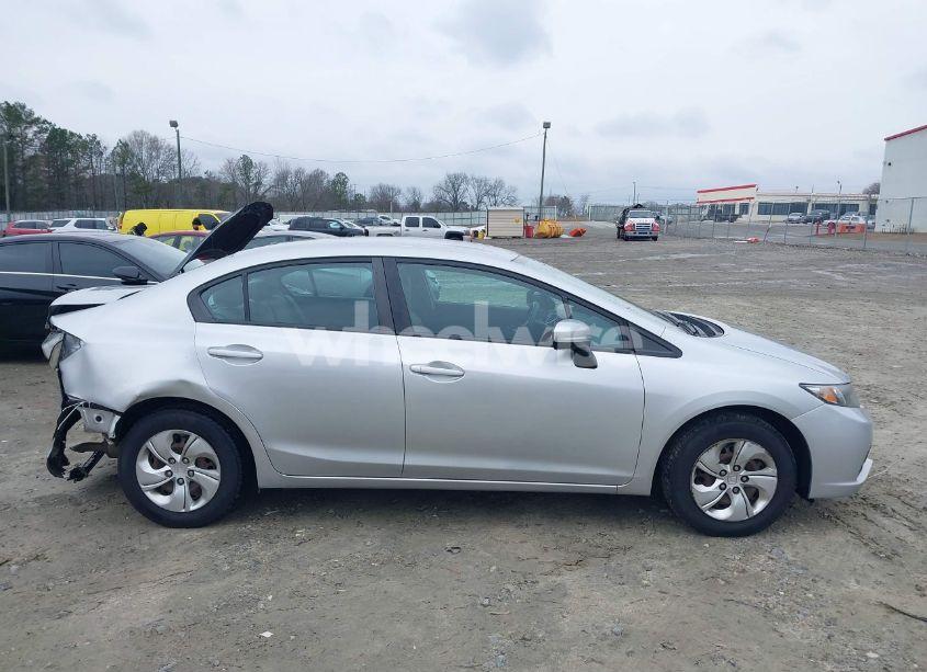 Photo 13 of 2015 Honda Civic LX (VIN 19XFB2F5XFE080409)