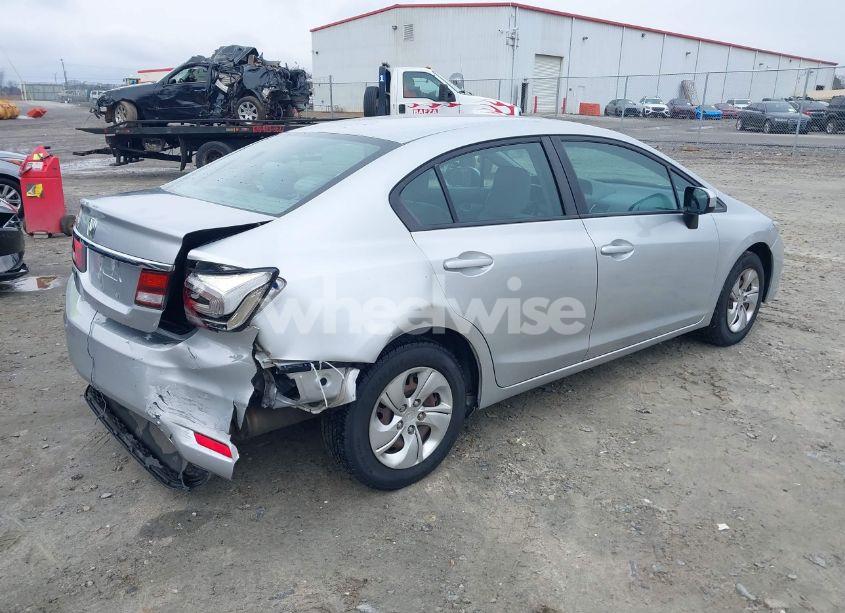 Photo 4 of 2015 Honda Civic LX (VIN 19XFB2F5XFE080409)