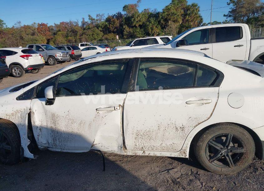 Photo 13 of 2015 Honda Civic LX (VIN 19XFB2F5XFE091376)