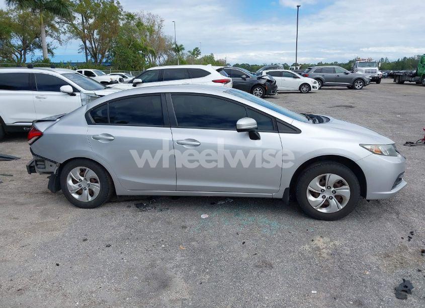 Photo 13 of 2015 Honda Civic LX (VIN 19XFB2F5XFE102005)