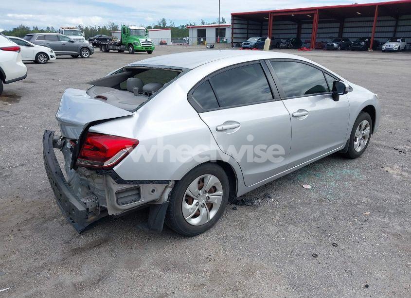 Photo 4 of 2015 Honda Civic LX (VIN 19XFB2F5XFE102005)