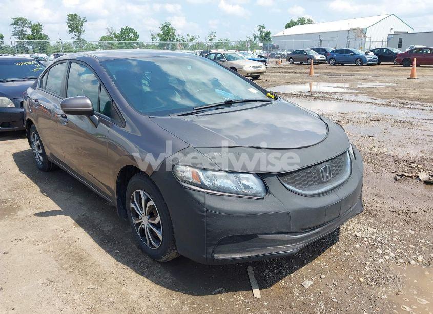 2015 Honda Civic LX (VIN 19XFB2F5XFE106720) main photo