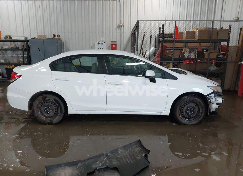 Photo 14 of 2015 Honda Civic LX (VIN 19XFB2F5XFE107365)