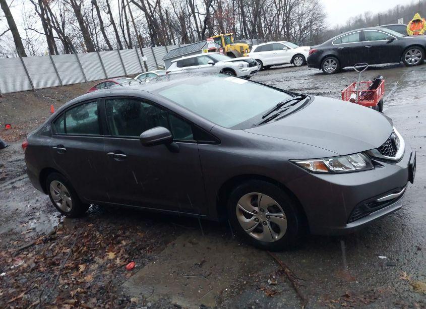Photo 13 of 2015 Honda Civic LX (VIN 19XFB2F5XFE115062)