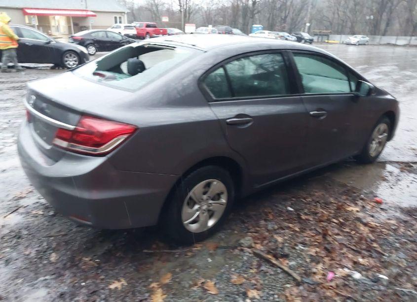 Photo 4 of 2015 Honda Civic LX (VIN 19XFB2F5XFE115062)