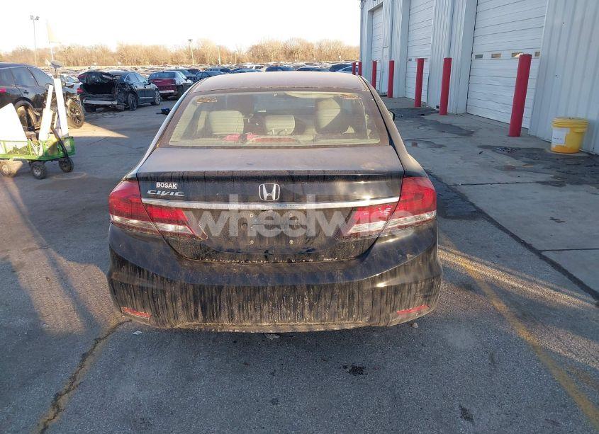 Photo 16 of 2015 Honda Civic LX (VIN 19XFB2F5XFE118902)