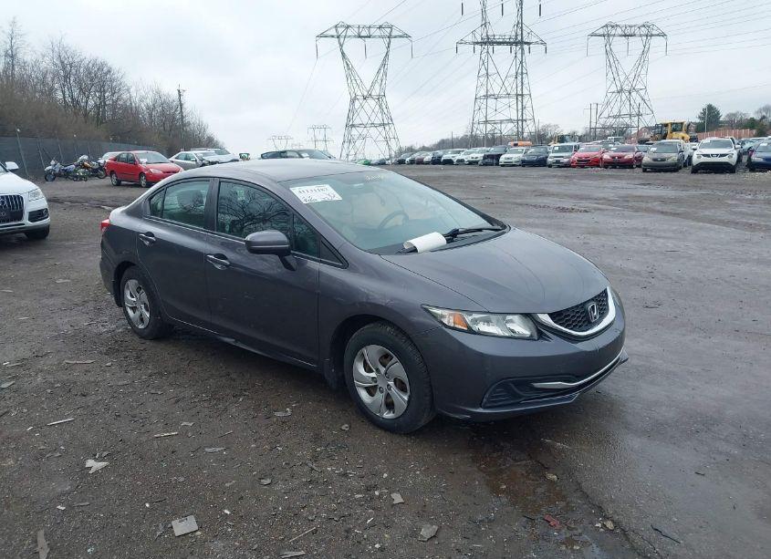 2015 Honda Civic LX (VIN 19XFB2F5XFE271103) main photo