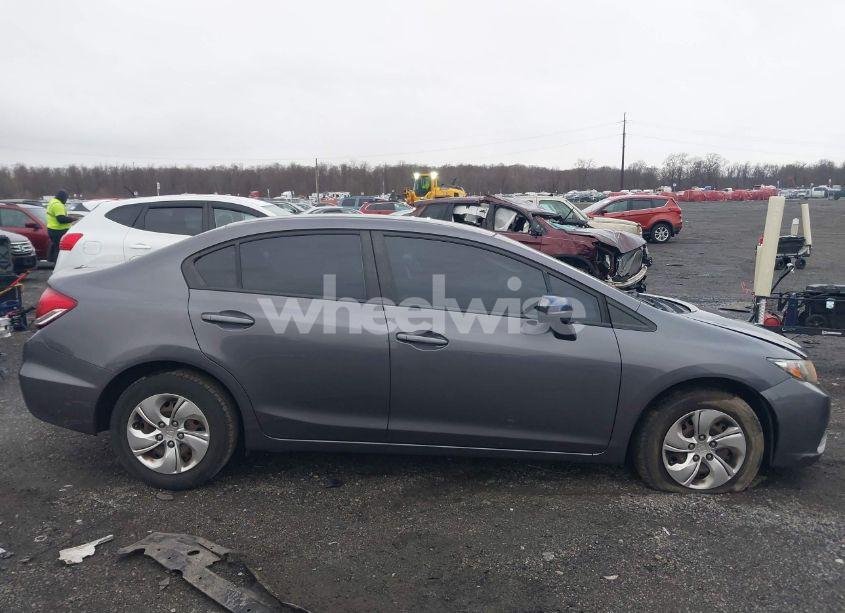 Photo 13 of 2015 Honda Civic LX (VIN 19XFB2F5XFE298110)