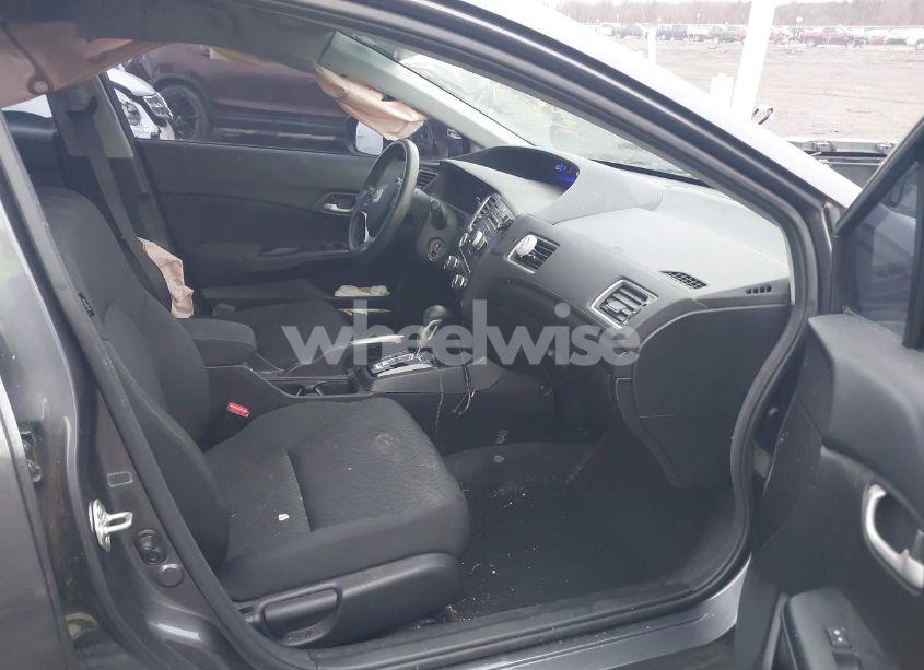 Photo 5 of 2015 Honda Civic LX (VIN 19XFB2F5XFE298110)