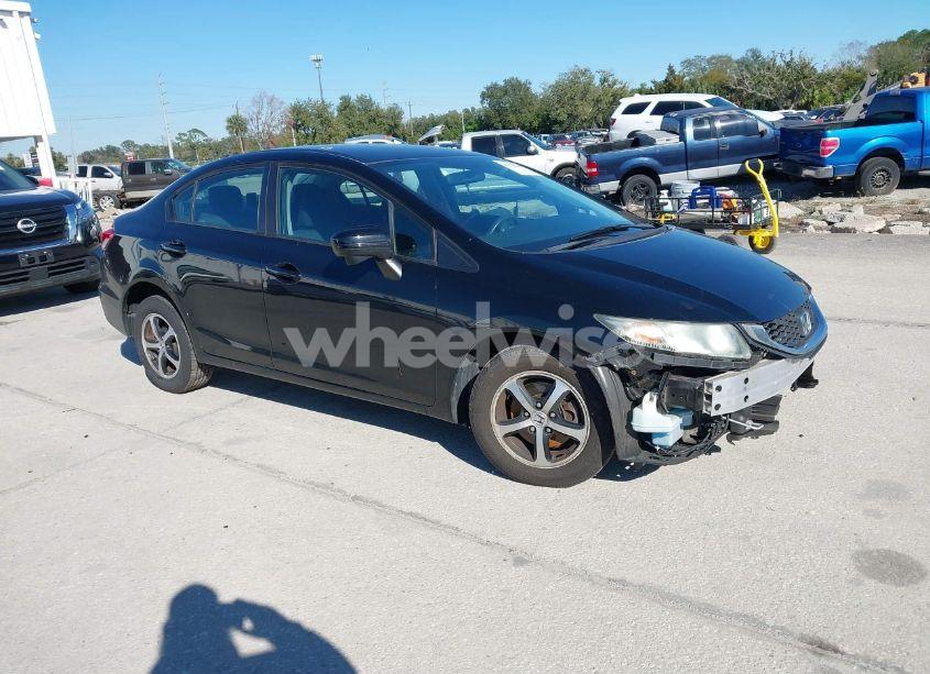 2015 Honda Civic SE (VIN 19XFB2F70FE092523) main photo