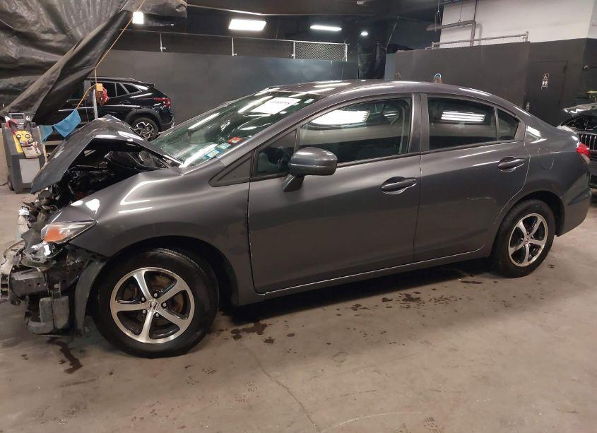 Photo 2 of 2015 Honda Civic SE (VIN 19XFB2F71FE013537)