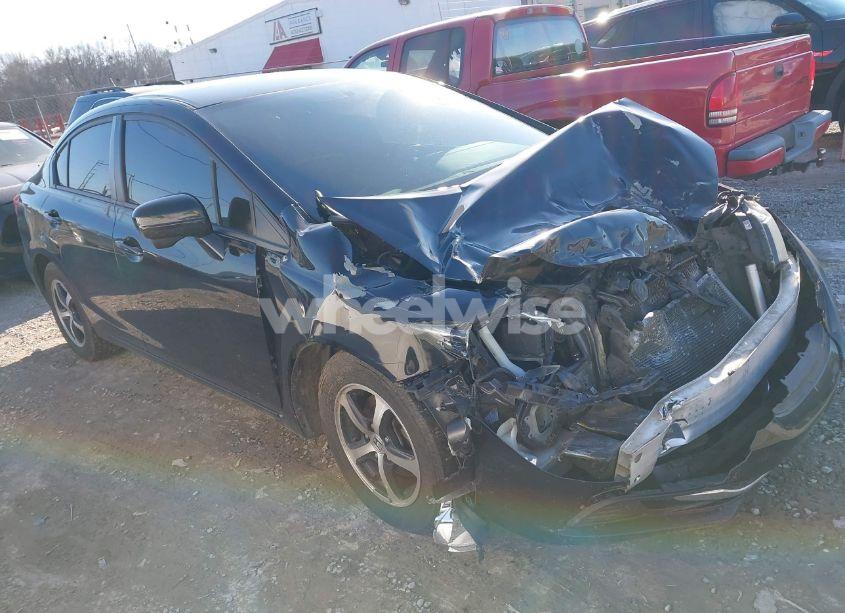 2015 Honda Civic SE (VIN 19XFB2F71FE022481) main photo