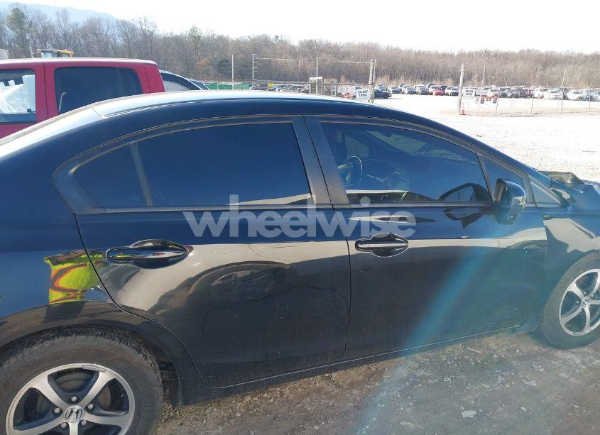Photo 13 of 2015 Honda Civic SE (VIN 19XFB2F71FE022481)
