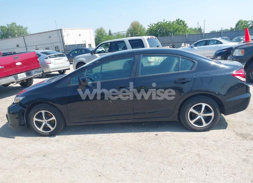 Photo 14 of 2015 Honda Civic SE (VIN 19XFB2F71FE107675)
