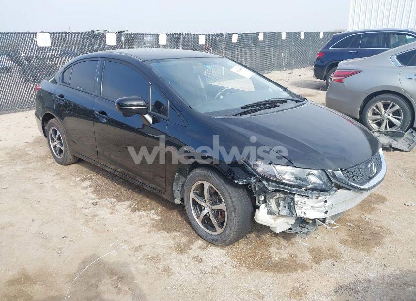 2015 Honda Civic SE (VIN 19XFB2F72FE268813) main photo