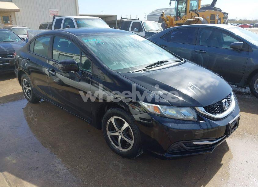 2015 Honda Civic SE (VIN 19XFB2F72FE277334) main photo