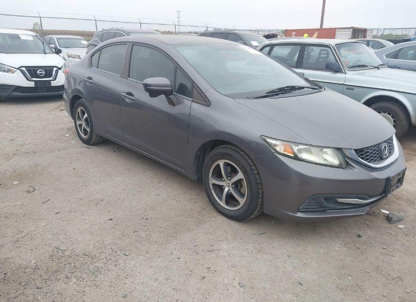 2015 Honda Civic SE (VIN 19XFB2F73FE012289) main photo