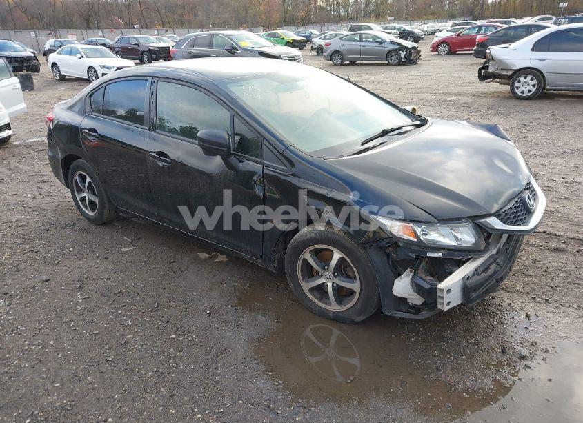 2015 Honda Civic SE (VIN 19XFB2F73FE256475) main photo