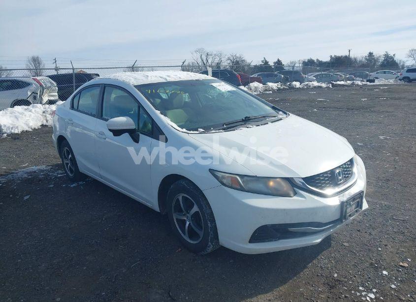 2015 Honda Civic SE (VIN 19XFB2F74FE041509) main photo