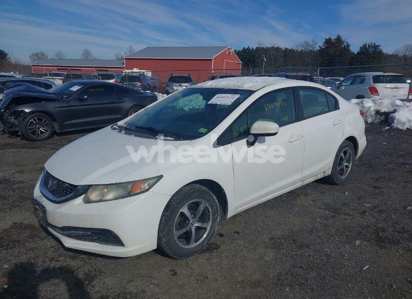 Photo 2 of 2015 Honda Civic SE (VIN 19XFB2F74FE041509)