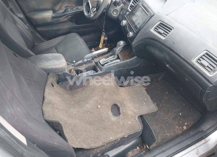 Photo 5 of 2015 Honda Civic SE (VIN 19XFB2F75FE018675)