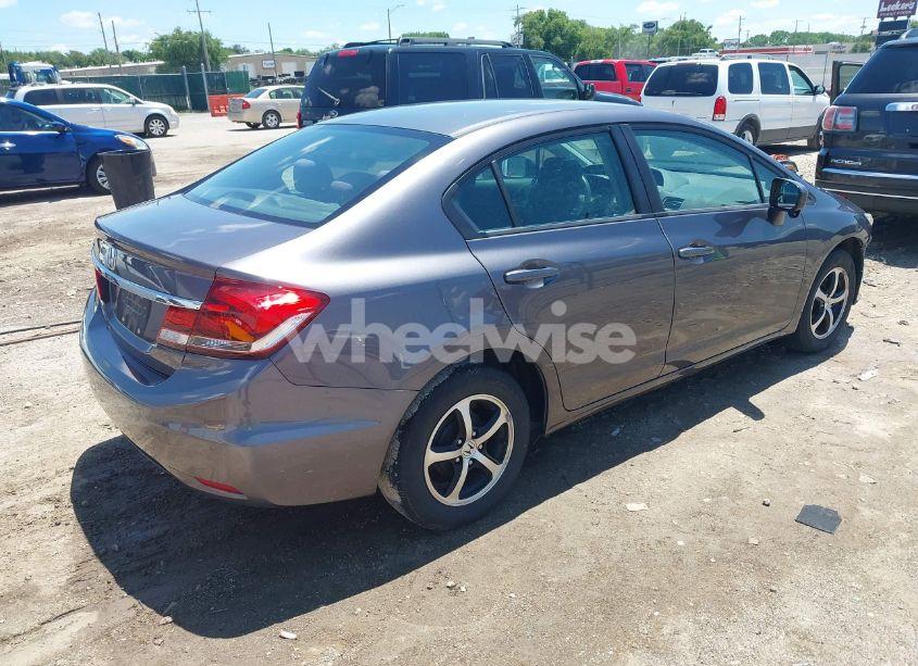 Photo 4 of 2015 Honda Civic SE (VIN 19XFB2F76FE081879)