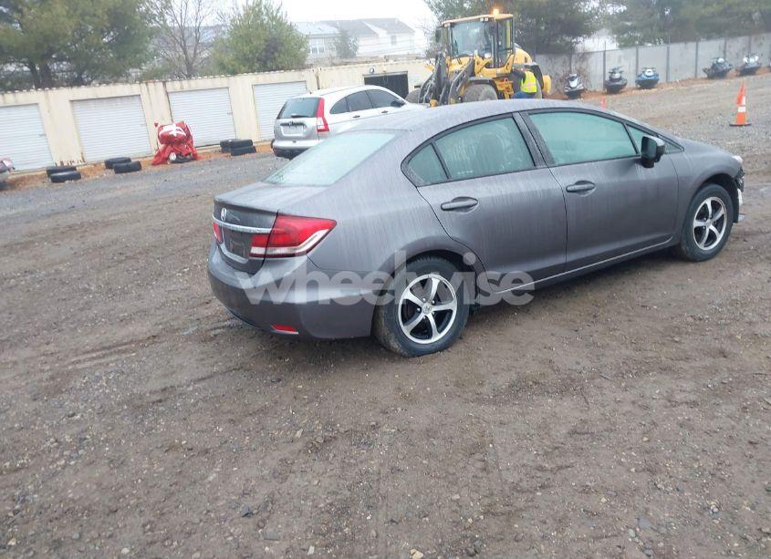 Photo 4 of 2015 Honda Civic SE (VIN 19XFB2F76FE087441)
