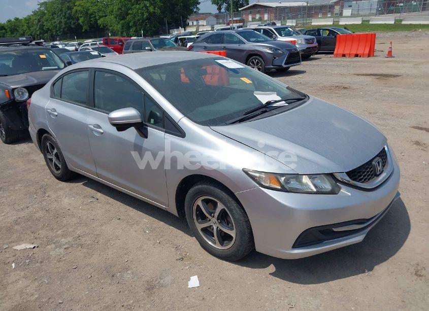 2015 Honda Civic SE (VIN 19XFB2F79FE012149) main photo