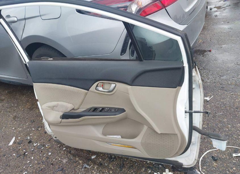 Photo 11 of 2015 Honda Civic SE (VIN 19XFB2F79FE057673)