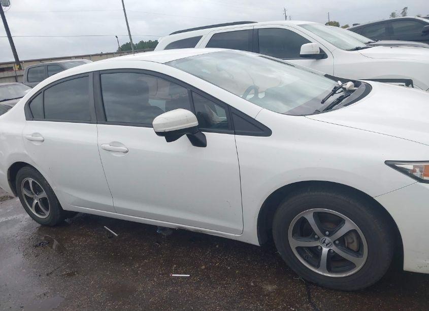 Photo 13 of 2015 Honda Civic SE (VIN 19XFB2F79FE057673)