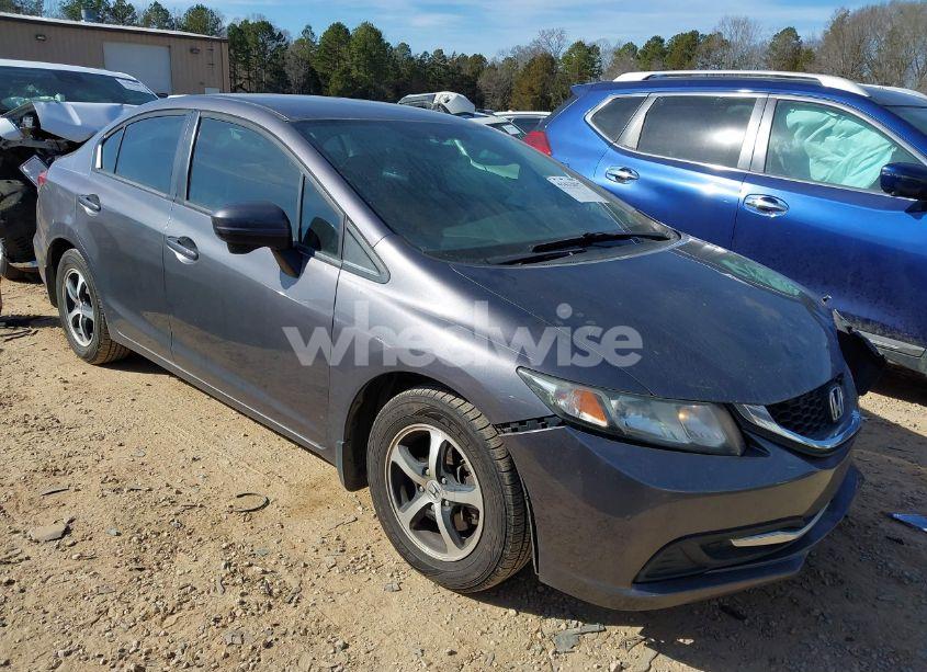 2015 Honda Civic SE (VIN 19XFB2F79FE212173) main photo