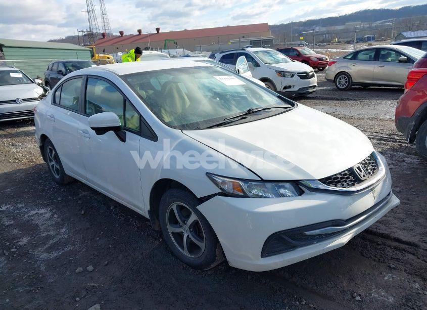 2015 Honda Civic SE (VIN 19XFB2F7XFE276805) main photo