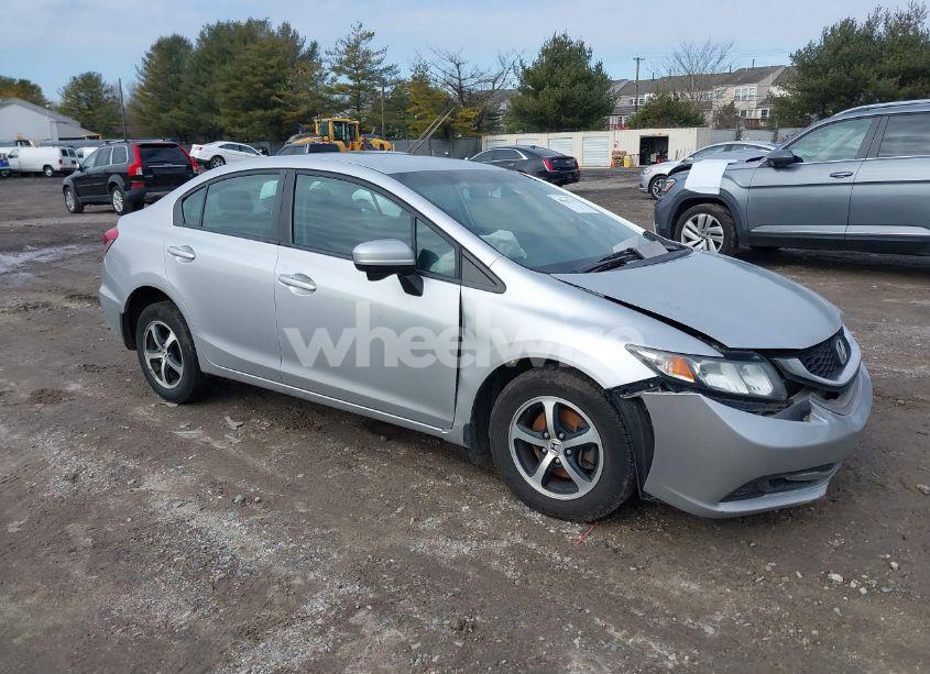 2015 Honda Civic SE (VIN 19XFB2F7XFE292096) main photo
