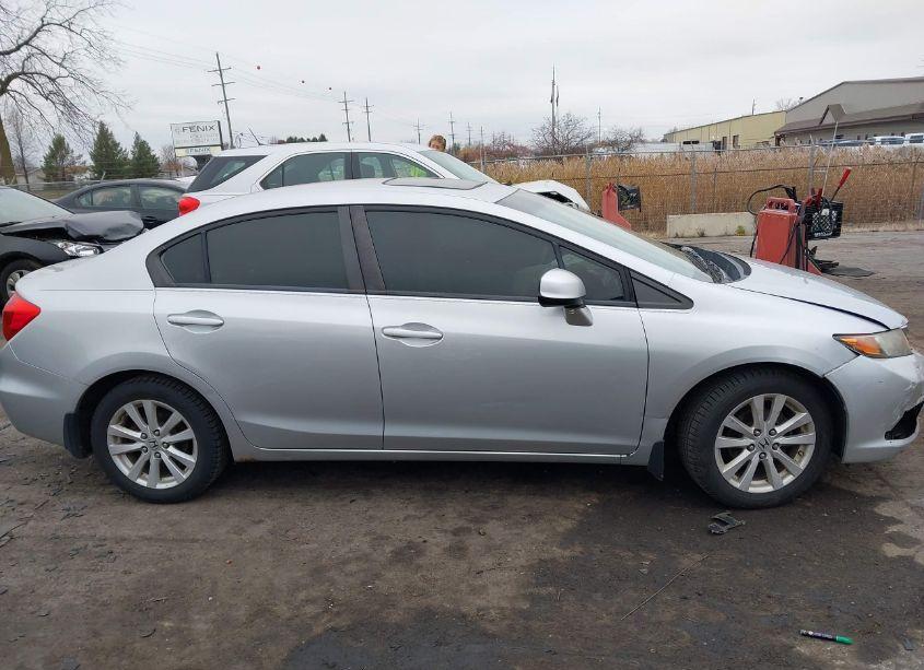 Photo 13 of 2012 Honda Civic EX (VIN 19XFB2F81CE085889)