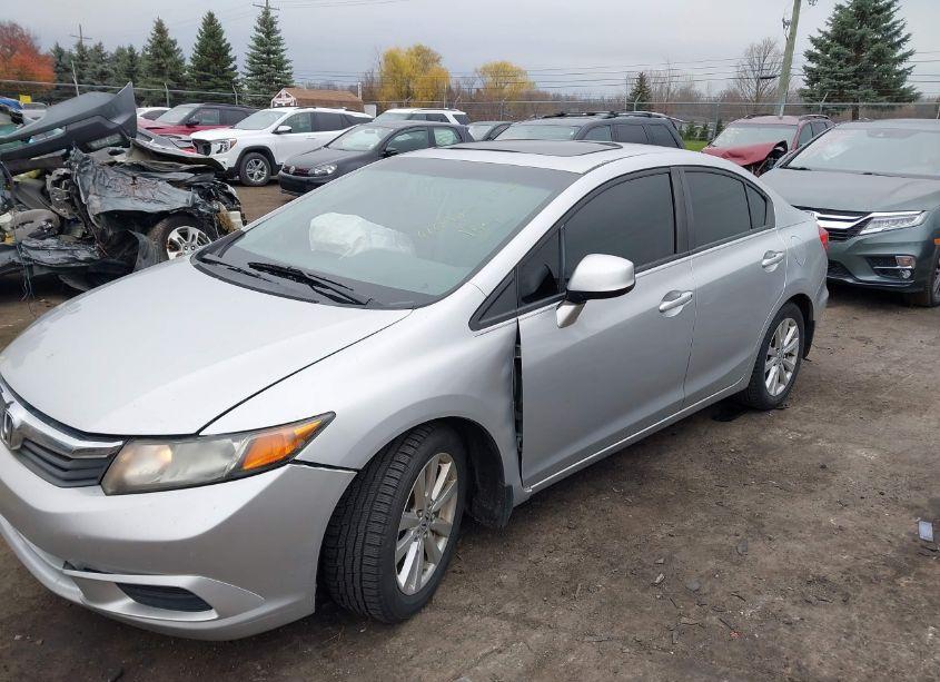 Photo 2 of 2012 Honda Civic EX (VIN 19XFB2F81CE085889)