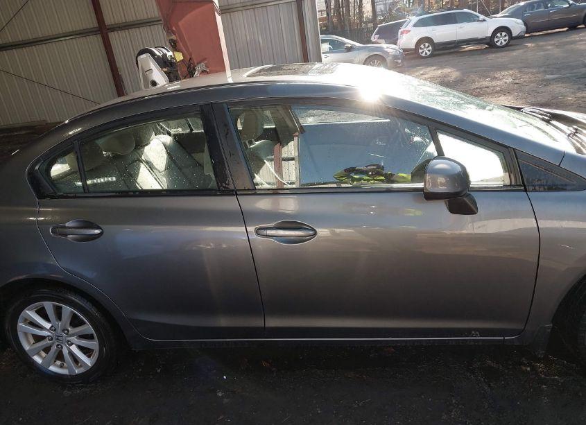 Photo 13 of 2012 Honda Civic EX (VIN 19XFB2F81CE303877)