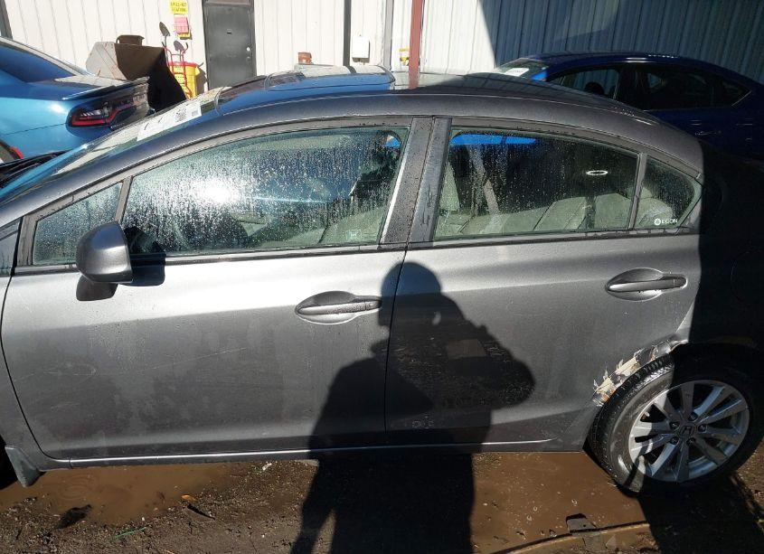 Photo 14 of 2012 Honda Civic EX (VIN 19XFB2F81CE303877)