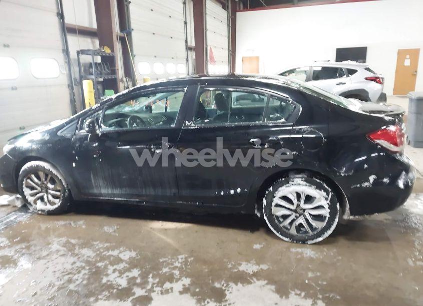 Photo 14 of 2013 Honda Civic EX (VIN 19XFB2F81DE000941)