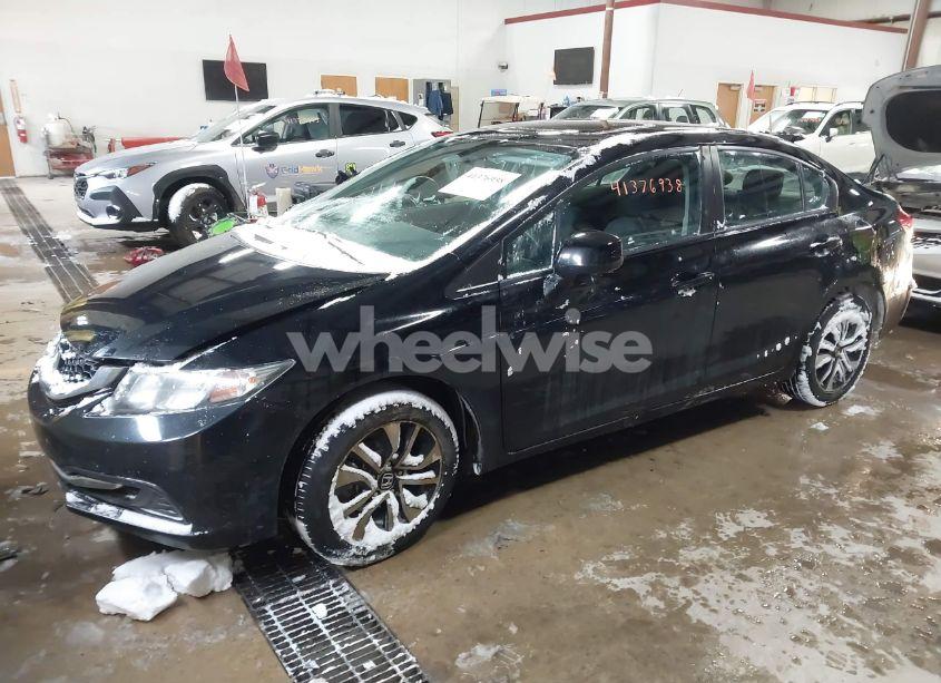 Photo 2 of 2013 Honda Civic EX (VIN 19XFB2F81DE000941)