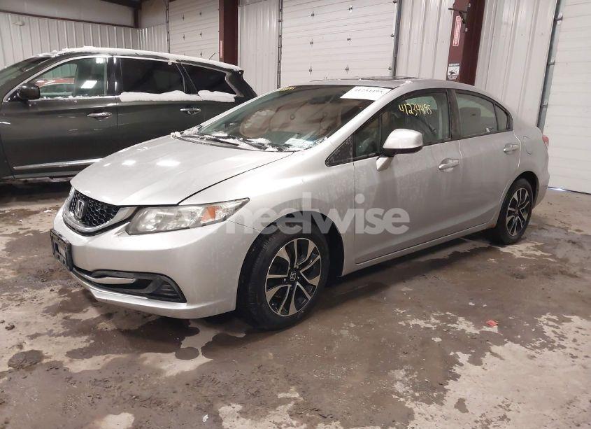 Photo 2 of 2013 Honda Civic EX (VIN 19XFB2F81DE239177)